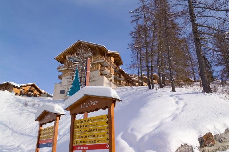 Madame Vacances Résidence Le Parc Des Airelles Les Orres Exterior foto